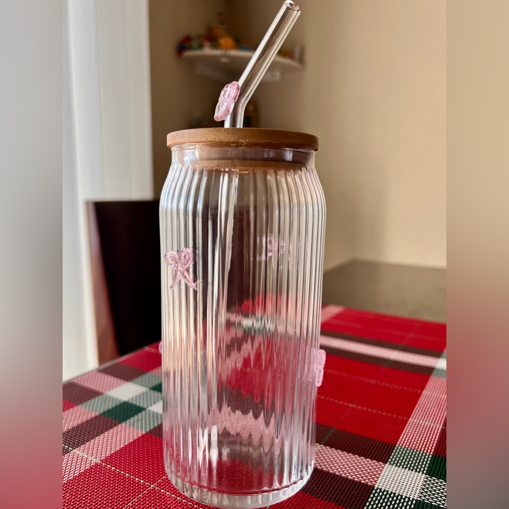 Elegant glass tumbler with bamboo lid and straw